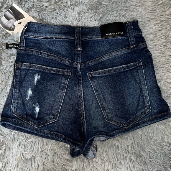 Kendall + Kylie jean shorts - Picture 5 of 5